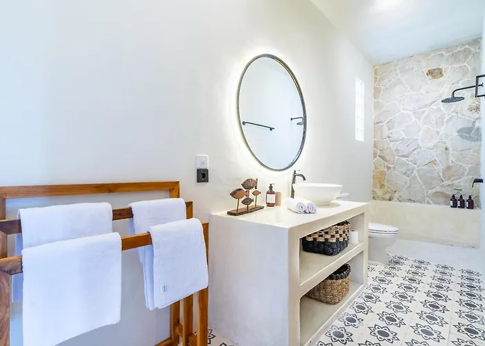 2 Bedroom Mediterranean With Private Pool & Paddy View, Canggu