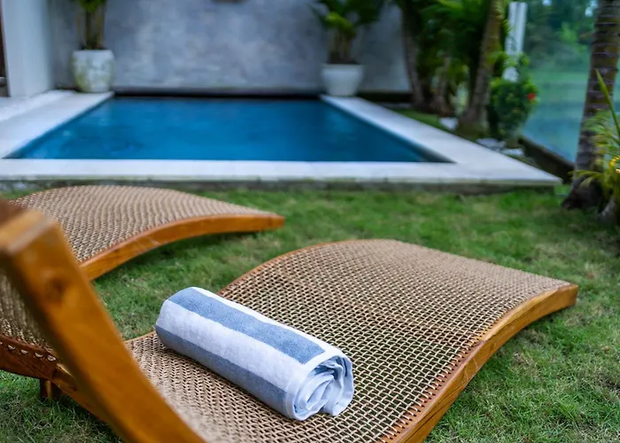 2 Bedroom Mediterranean With Private Pool & Paddy View, Canggu *